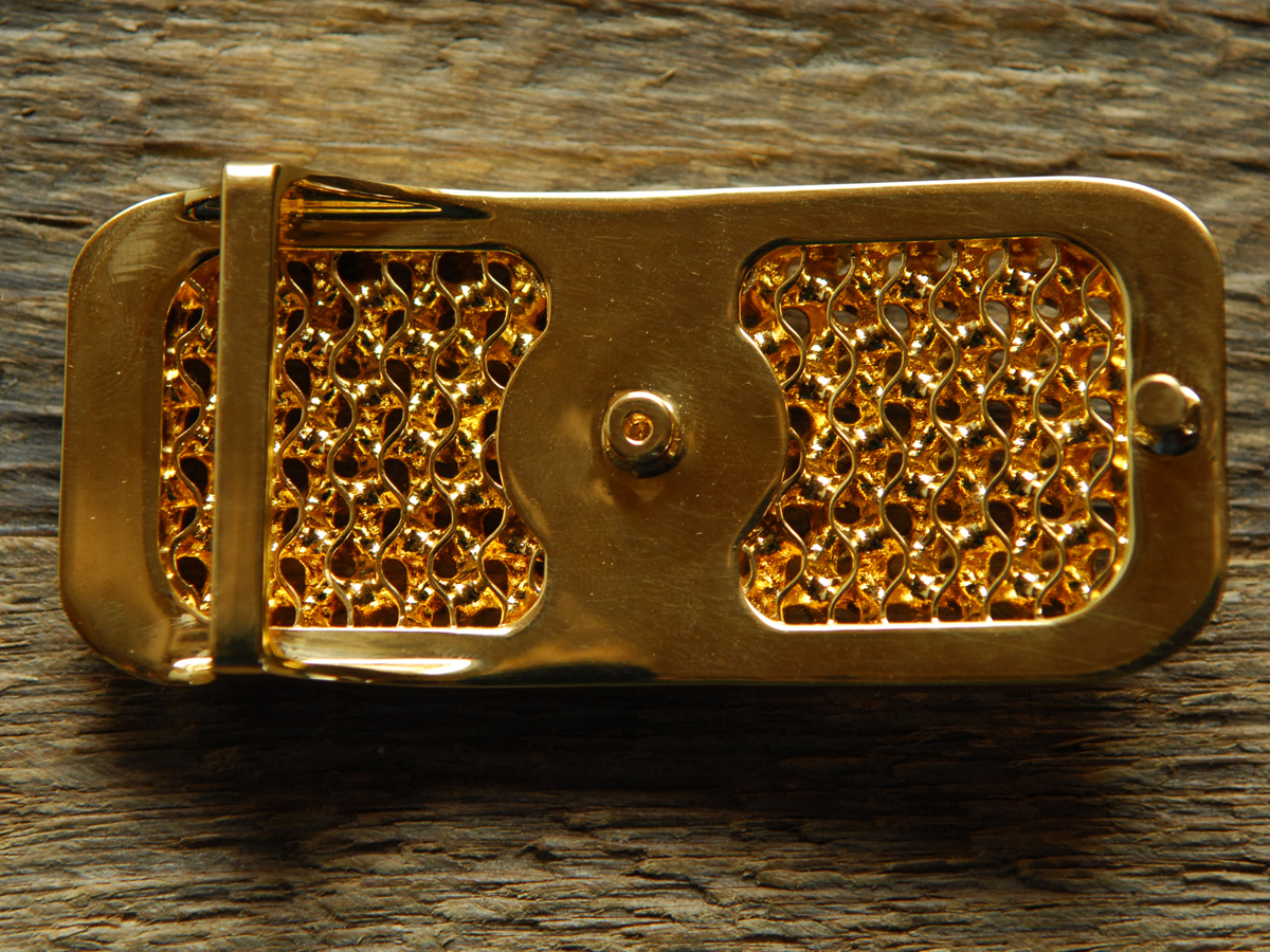 Gyroid_M_Gold3_1200x900